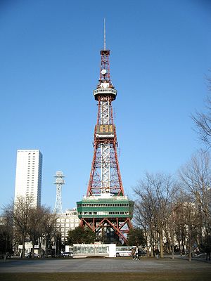 300px-Sapporo_television_tower_01%5B1%5D.jpg